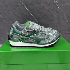 보테가 베네타 오르빗 스니커즈